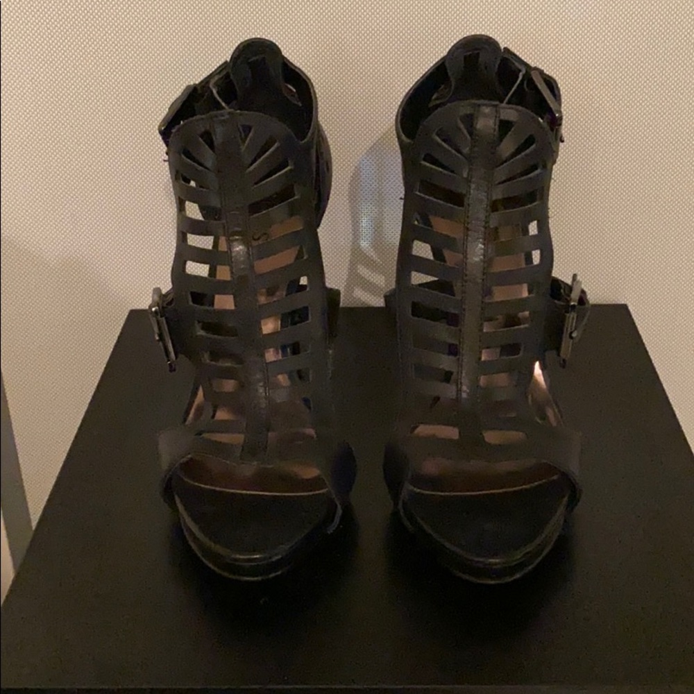 Shoes - Picture 2 of 2
